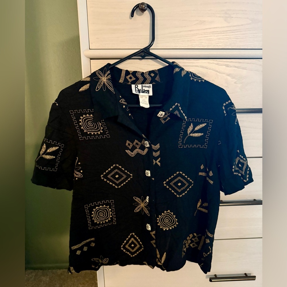 Vintage Tiki/Hawaiian style R.J. & Co. Button Up Blouse